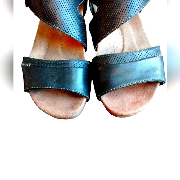 Earth Origins Hazel Sandals Black Strwp Leather Sandals Women's Size 7 M - Picture 3 of 13